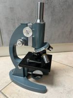 Revue 600x Mikroskop im Holzkoffer