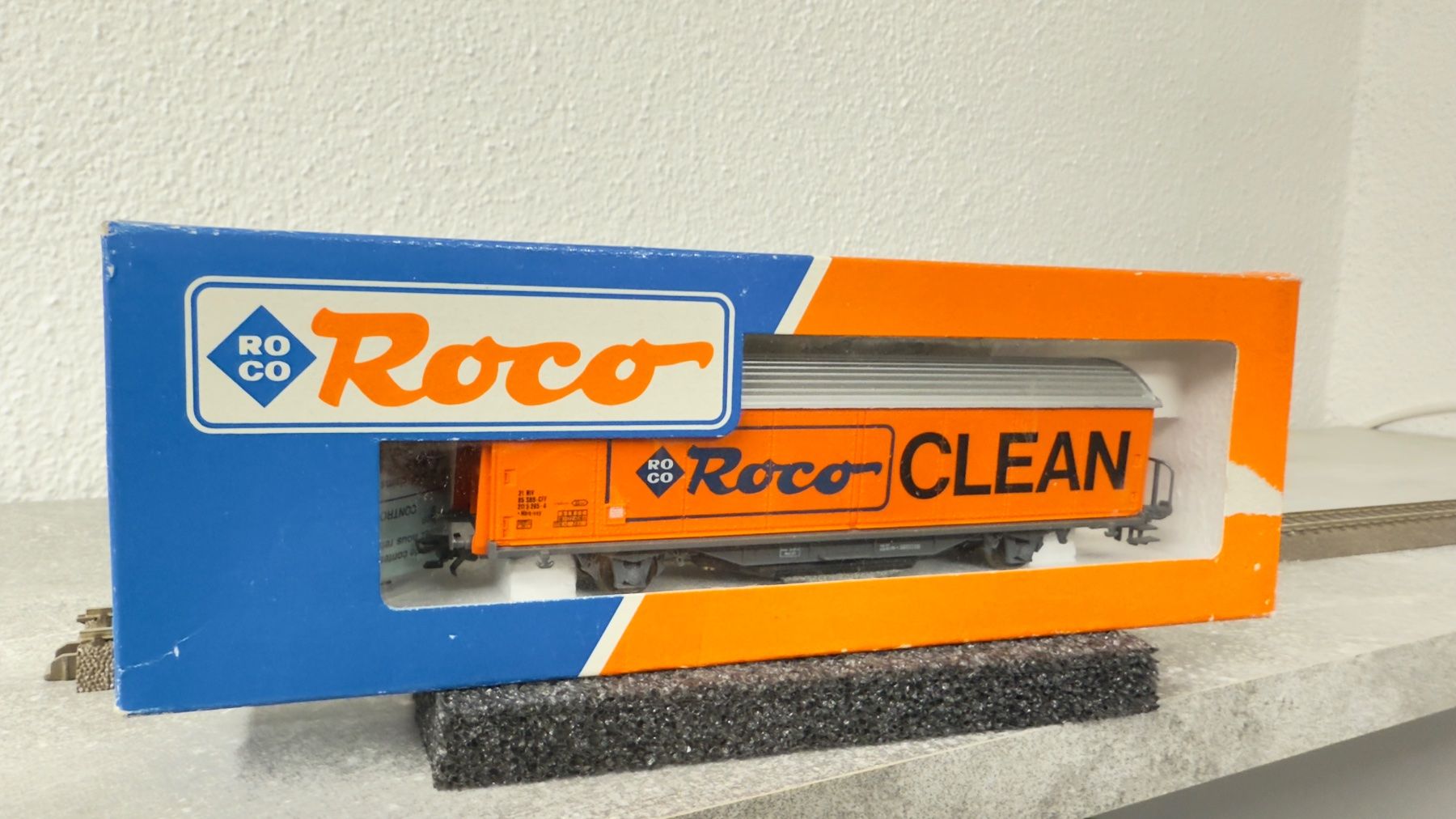 Roco Modellini di ferrovie: Roco Güterwagen Clean - Gleisreiniger H0 / DC – Usato da Schlieren venduto da rat_lq6b 6