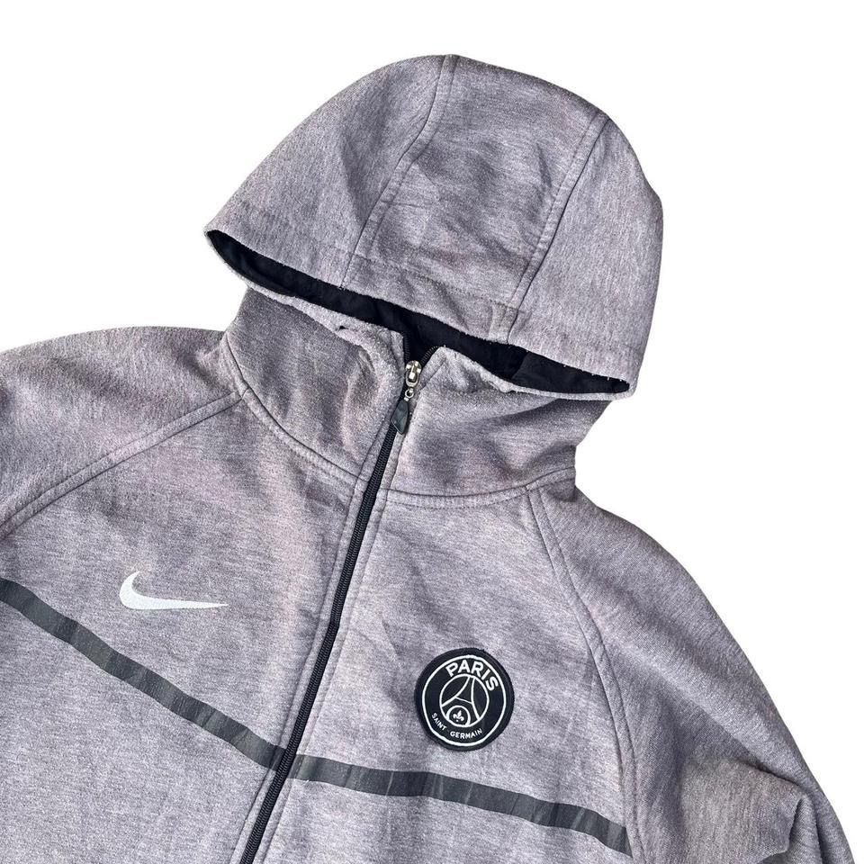 Nike Giacche: Nike PSG Tracksuit – Usato da Riehen venduto da RESTREET 2