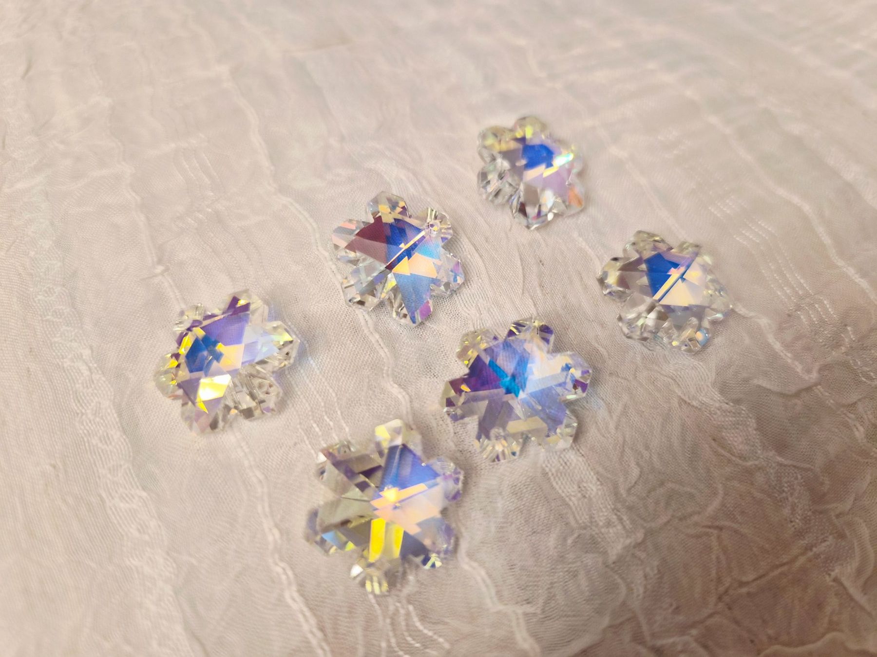 Perle (finte): Glas Schneeflocken 20mm 3stück Crystal AB – Nuovo (secondo la descrizione) da Dietikon venduto da Eleda 2