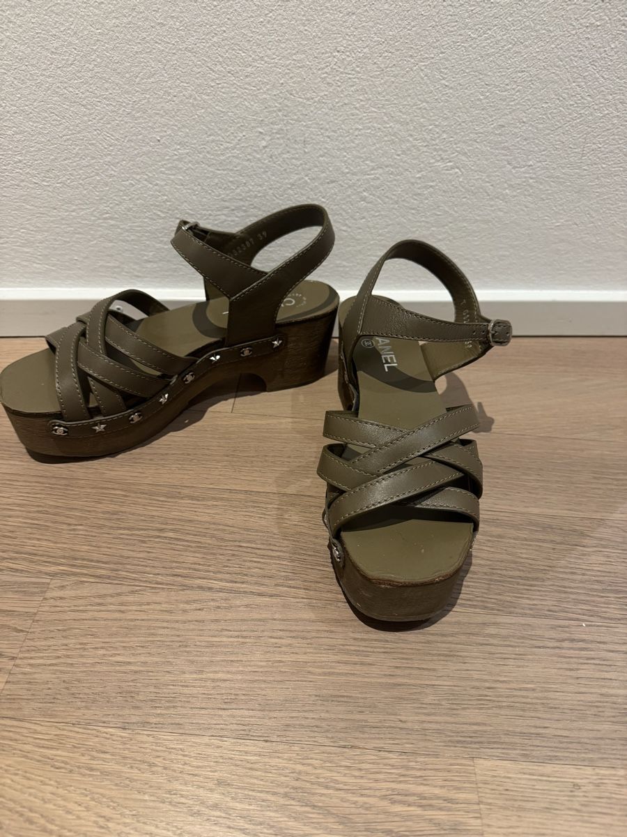 Chanel Scarpe da donna: Chanel Sandals – Usato da Küsnacht ZH venduto da Zafsa 1