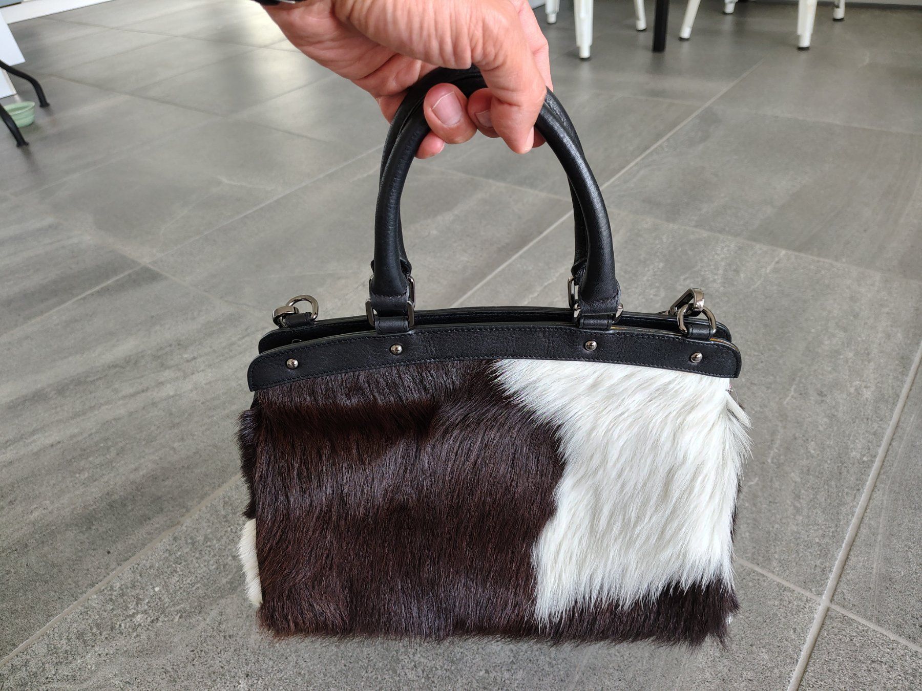 Borse da donna: Kuhfelltasche wie neu von correct – Nuovo (secondo la descrizione) da Gelterfingen venduto da biete123 7