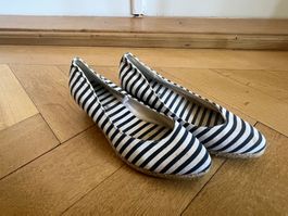 Sommerliche Espadrilles Gr. 38 - Gestreift, gebraucht