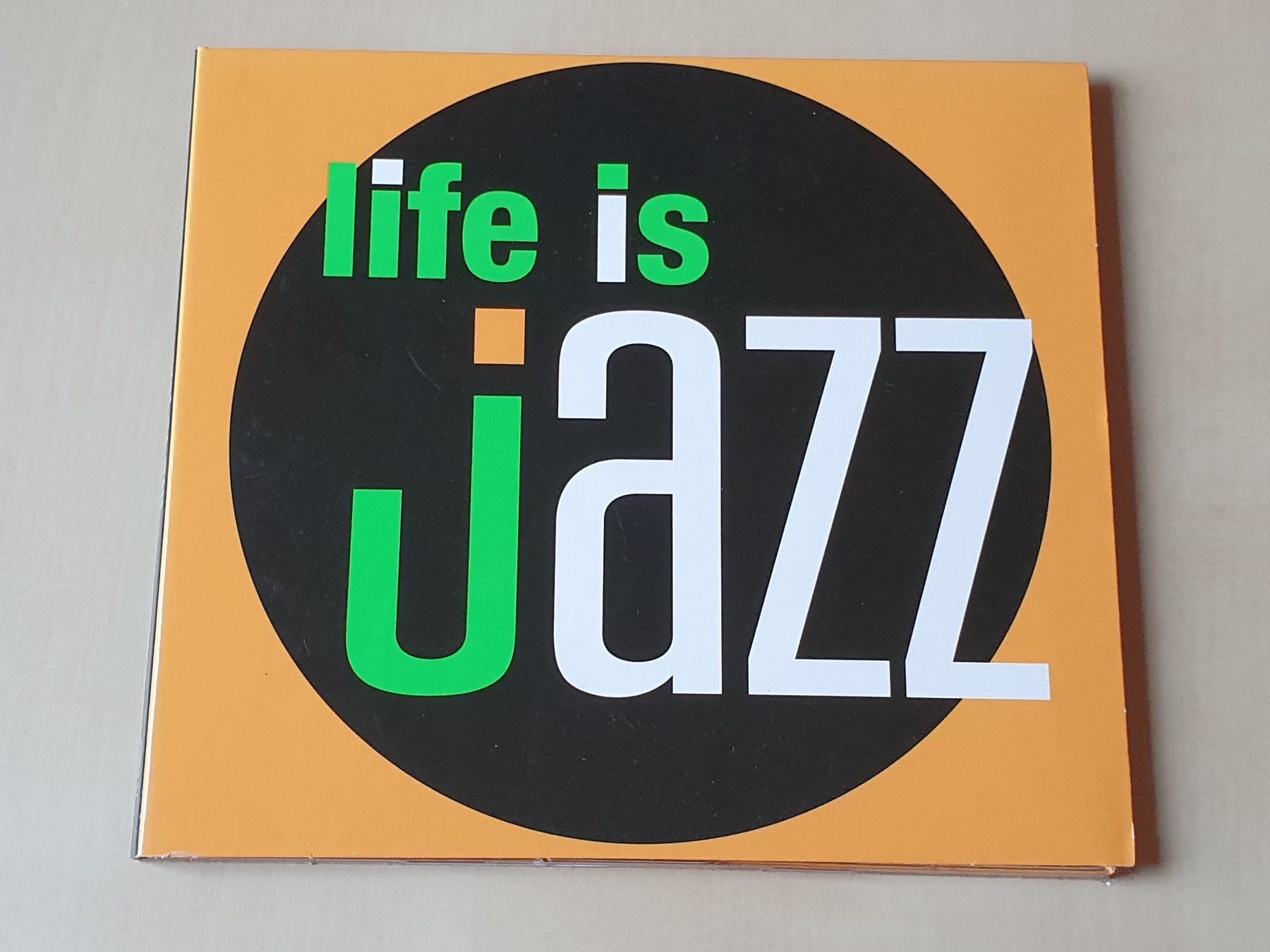 CDs: Life is Jazz – D'occasion à Stansstad par collectorsshop
