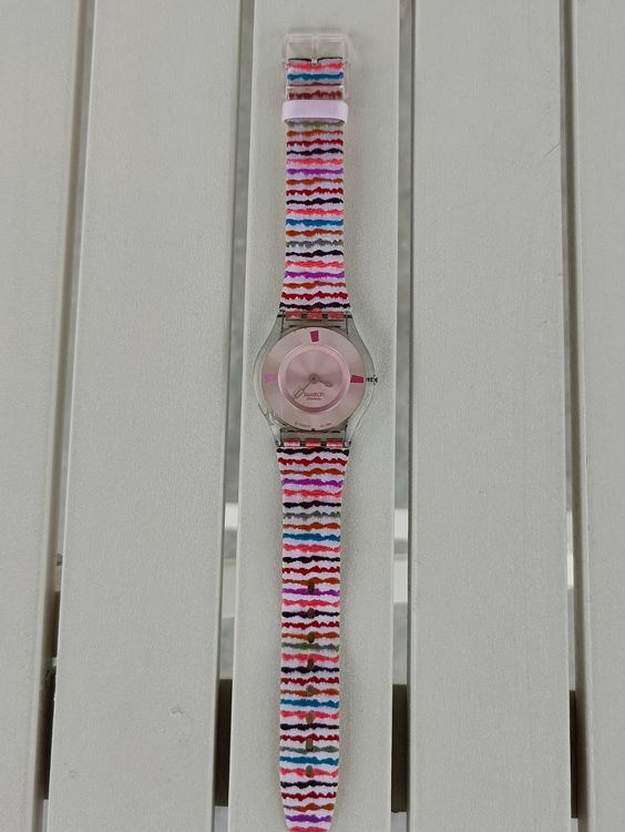 Swatch Orologi: SWATCH Damen Uhr, pink, ultrathin – Usato da Meggen venduto da SellingGoods_1 1