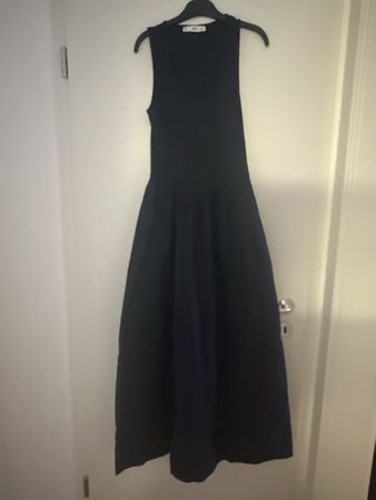 Robe Mango taille 1 neuve jamais portée