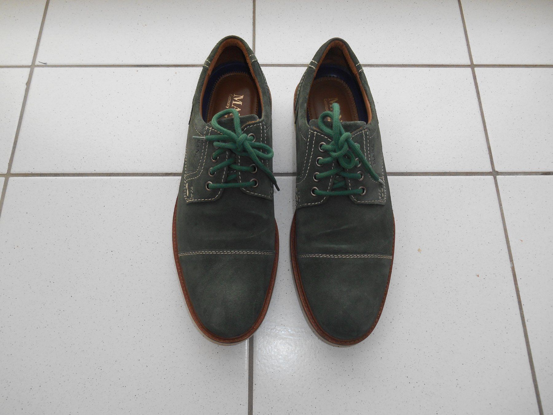 Scarpe da uomo: Manz Herren Schuh Grün Grösse 44 – Usato da Basel venduto da Birs868 1