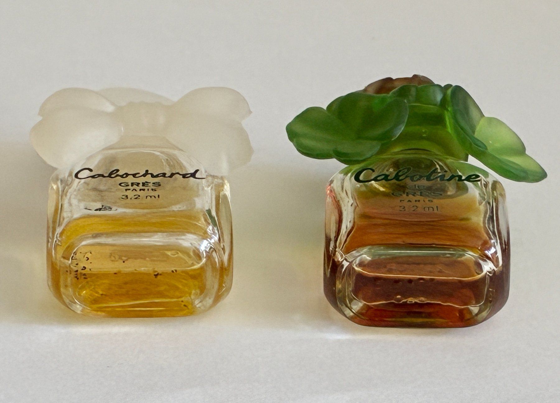 Profumi & Eau de Toilette: 2 Vintage Miniatur Parfumflacons GRÈS Cabochard und Cabotine – Usato da Kloten venduto da Nephty 1