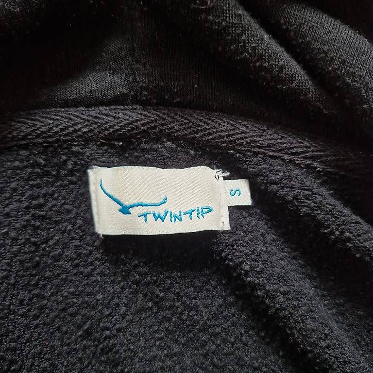 Maglioni & Felpe: Hoodie Gr. S – Usato da Muttenz venduto da bebbi523 1