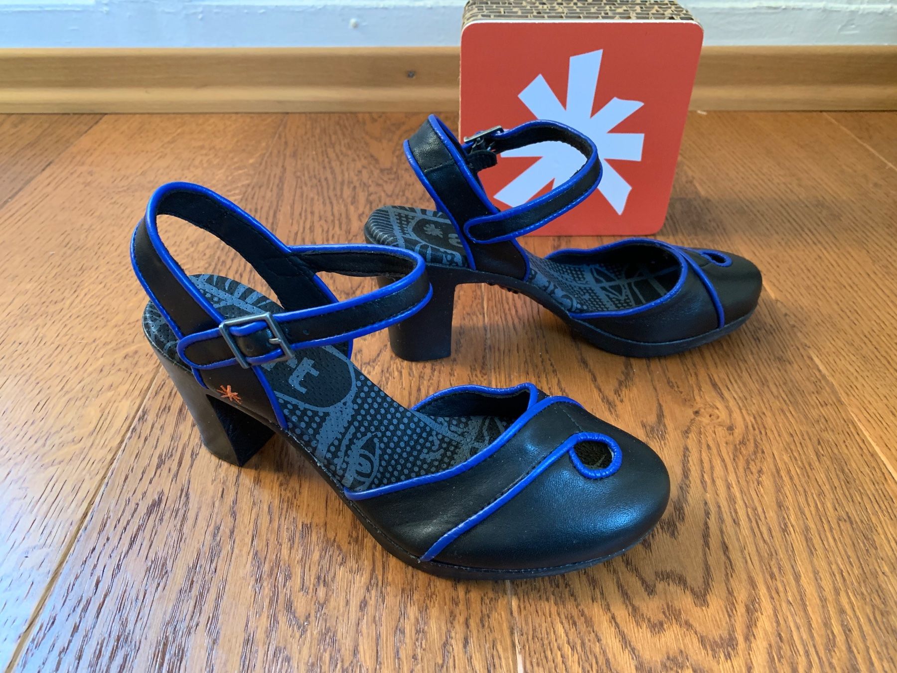 Art Scarpe da donna: Art Pumps Rio 269 black blue Gr.37 – Nuovo (secondo la descrizione) da Zürich venduto da finsti 1