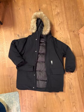 Warme Winterjacke von Zara, Grösse 152, Top Zustand!