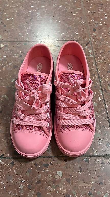 Pattini in linea & Pattini a rotelle: Heelys Rollschuhe 33 – Usato da Horgen venduto da ett_t5rh 2