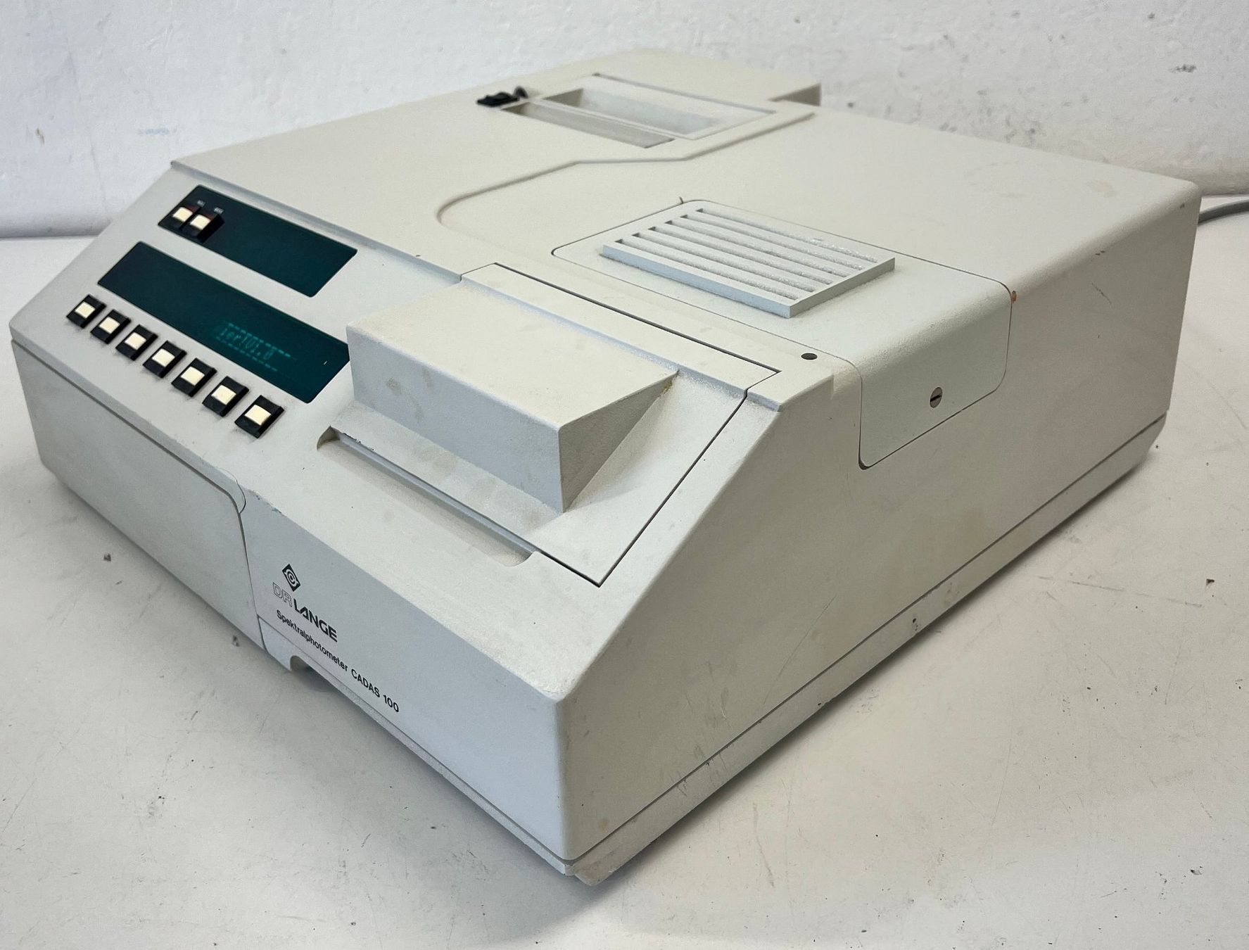 Accessori da laboratorio: Dr Lange Spektralphotometer CADAS 100 – Usato da Niederdorf venduto da LeptonAG_Labor
