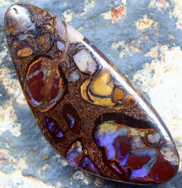 Pietre preziose: Australischer Boulder Opal 35.90Cts. – Usato da Bern venduto da Grindelwaldaus 2