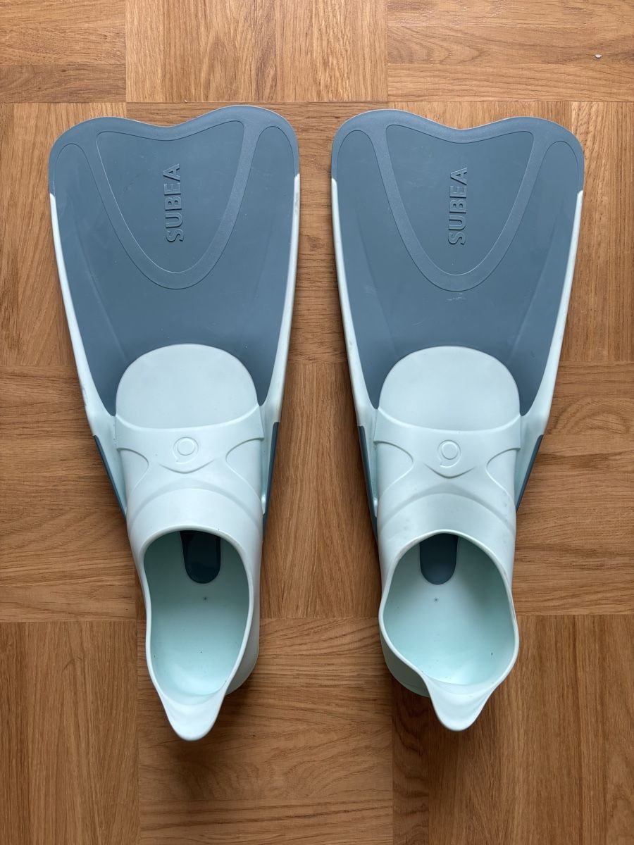 Palmes, Masques & Tubas: Palmes enfant taille 32/33 – D'occasion à Bernex par mar_82vn