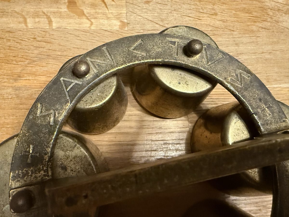 Glocken & Treicheln: Alte Altarglocken Schellen Schellenkranz Altarschellen – Gebraucht aus Goldach von Messerguru 7
