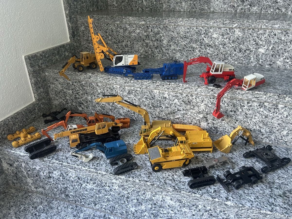 Modellbausätze & Standmodelle: Konvult Bastelreste, 1:50 Baumaschinen – Defekt aus Horw von Tigercat635