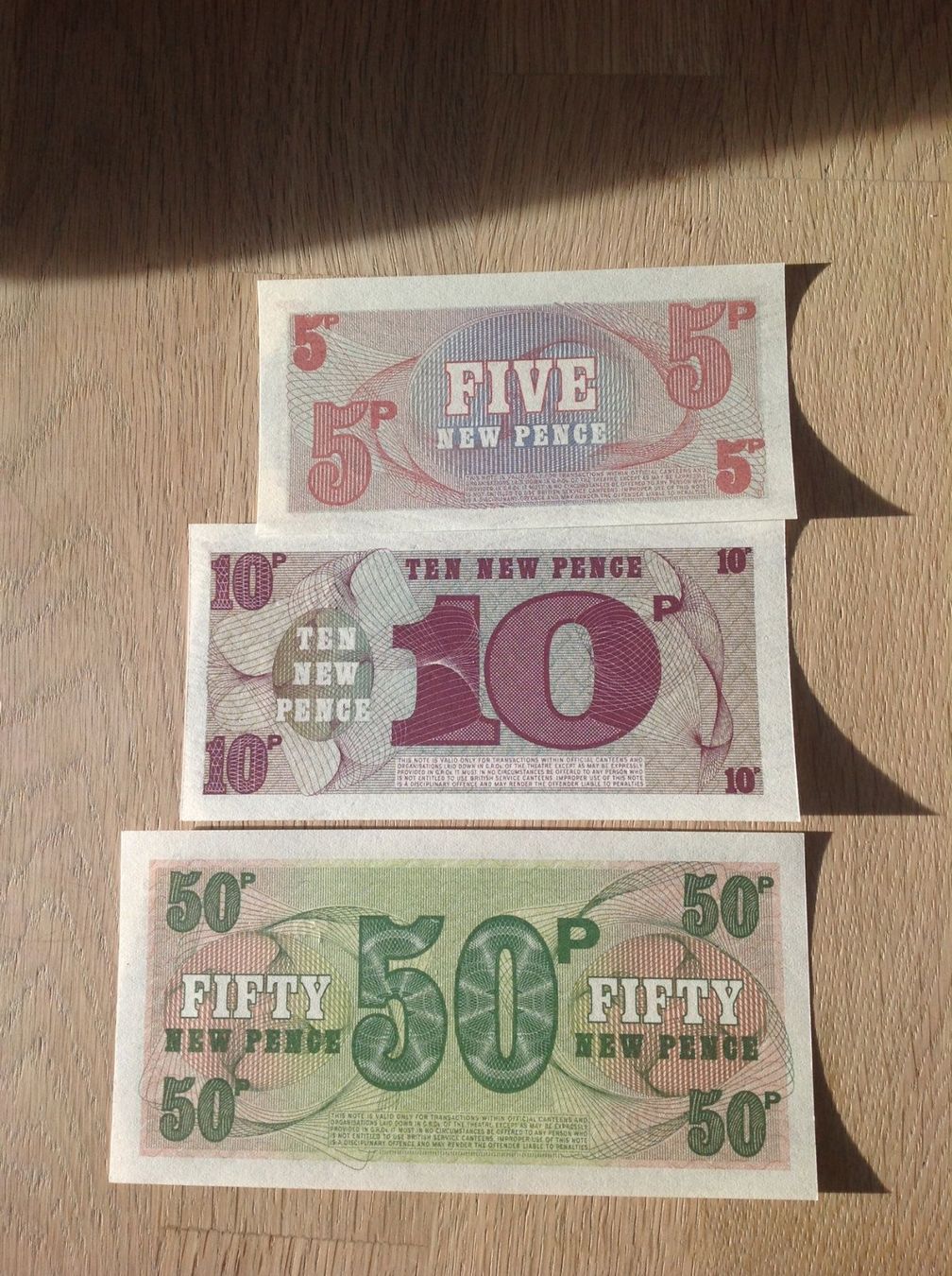 Banknoten: Trois billets de l'armée Britannique UNC – Neu (gemäss Beschreibung) aus Villars-sur-Glâne von Graca03