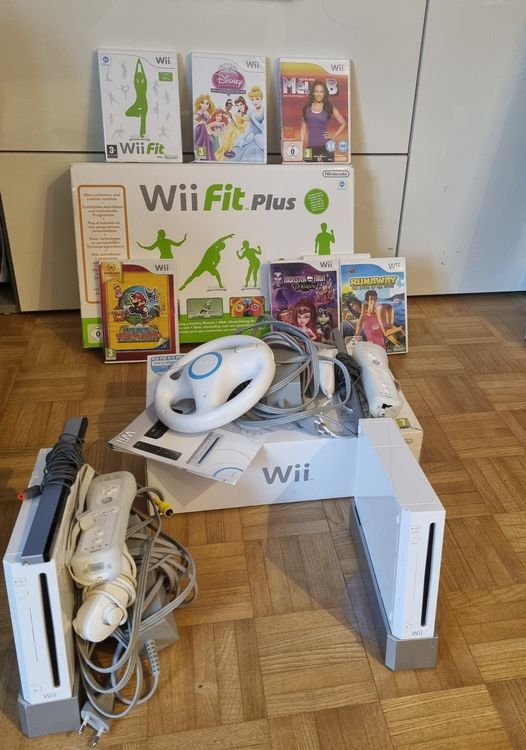 2x Nintendo Wii inkl. Balance Board Kaufen auf Ricardo