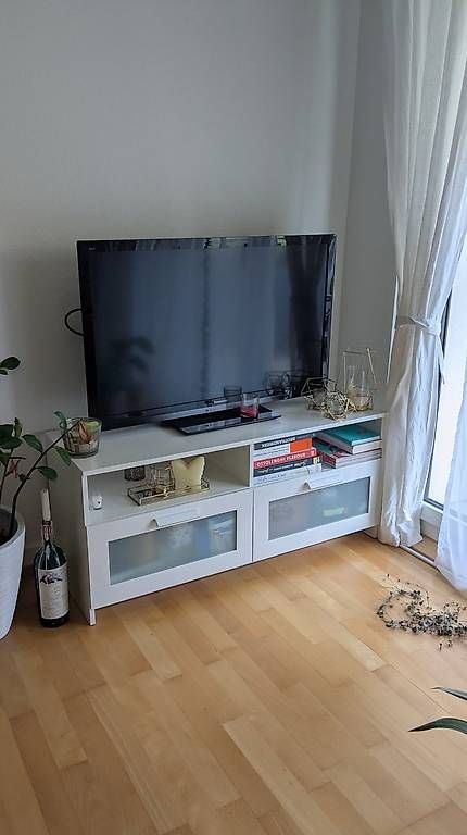 Meubles TV: Fernsehmöbel / Sideboard weiss – D'occasion à Zürich par nat_zjl8