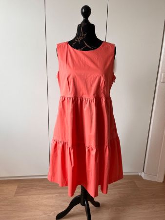 Kleid Daniel Hechter Paris Koralle Grösse 40 Neuwertig