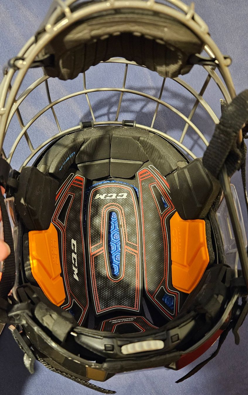 Caschi: CCM FL90 Eishockeyhelm Combo, Schwarz, Grösse M – Usato da Uttigen venduto da Mb10001 3