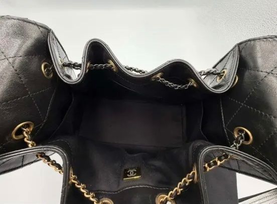 Chanel Sacs femmes: Chanel 25 Small, schwarz – D'occasion à Triesen par atos87 7