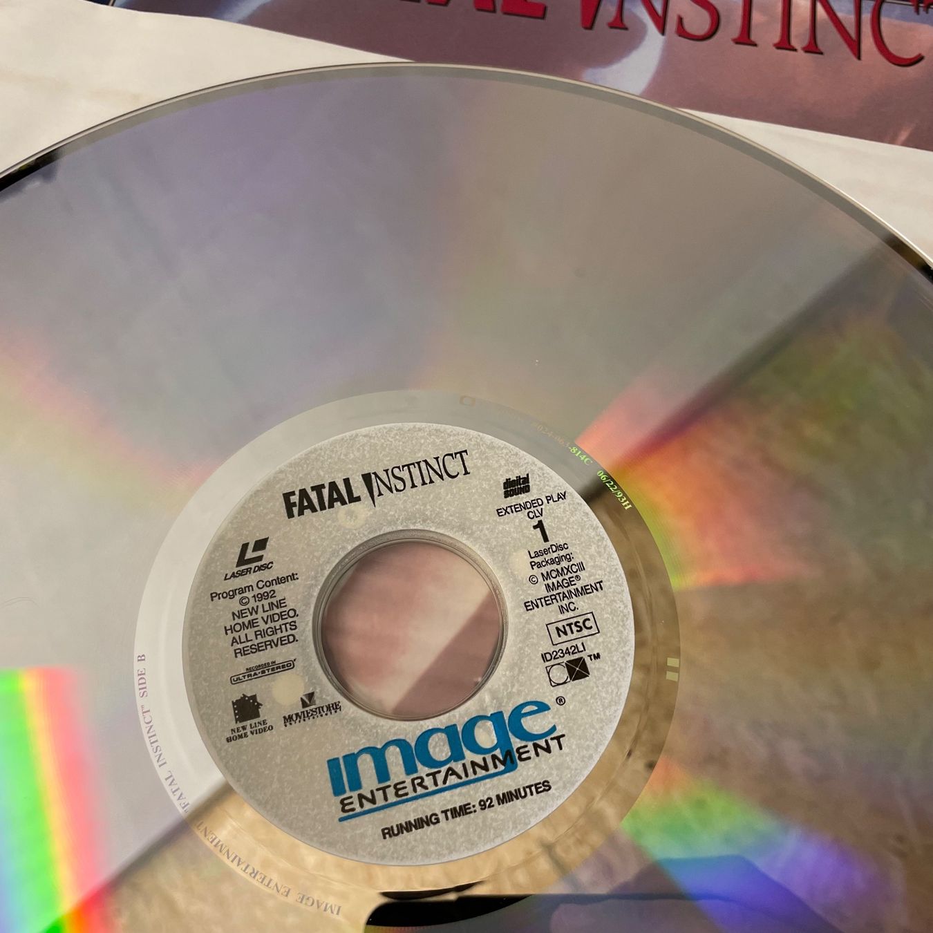 Tutti i DVDs: FATAL INSTINCT - LASER DISC - Englisch Original – Usato da Stans venduto da Brode 2