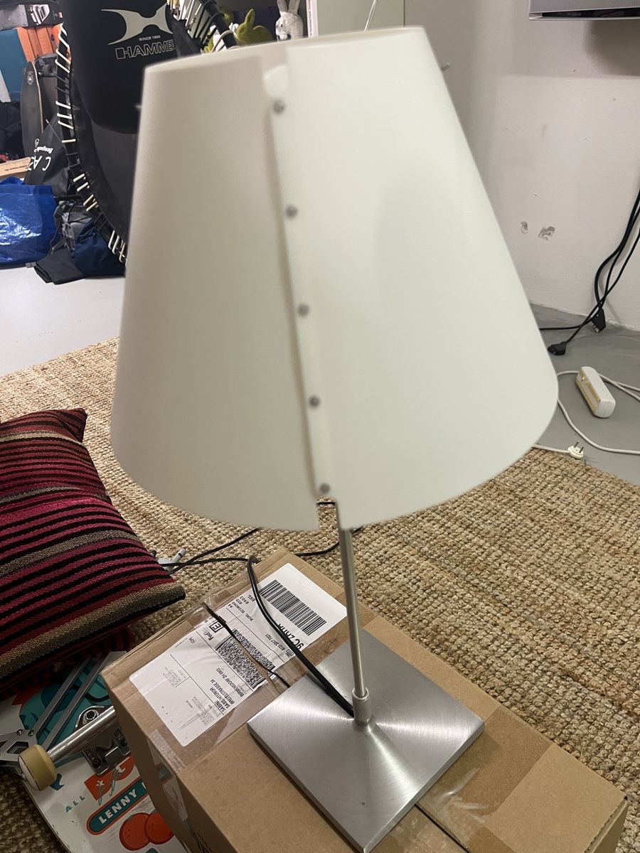 Luceplan Lampade: Costanzina Tischlampe – Usato da Birmensdorf ZH venduto da Sab5555