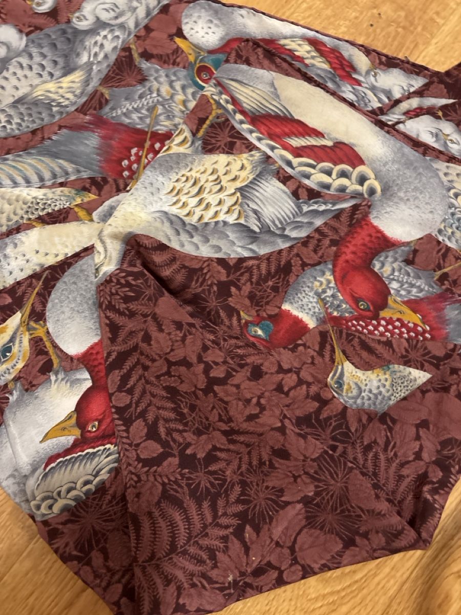 Foulard & Sciarpe: Vintage Seidentuch mit Vogelmuster, Herbstkollektion – Usato da Kriens venduto da mir_v8ww 1