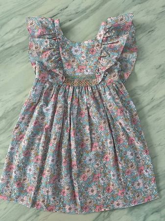 Ganz neues Kleid für Mädchen Cyrillus Paris Gr. 6 Jahre