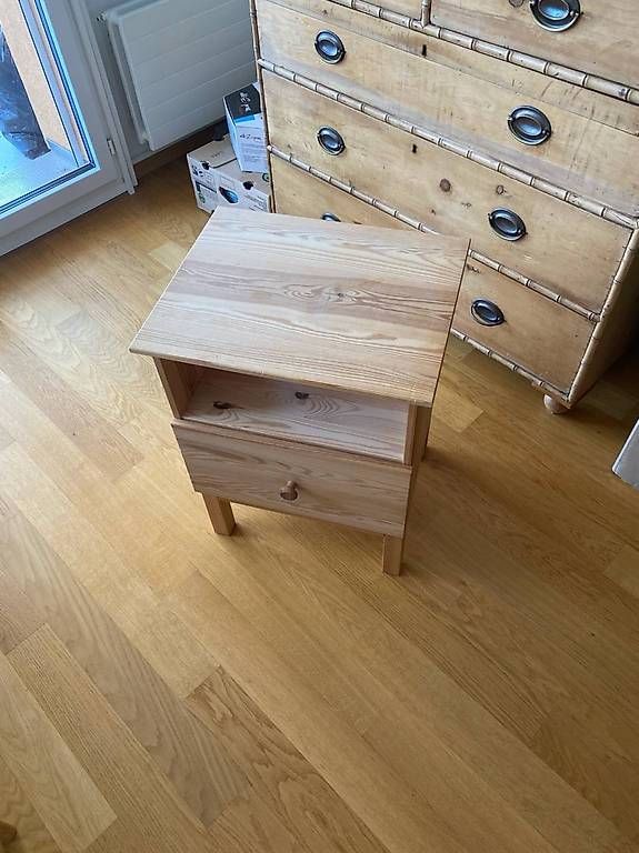 Ikea Nachttische: IKEA TARVA Nachttisch – Gebraucht aus Birmensdorf ZH von nic_rrm2 1