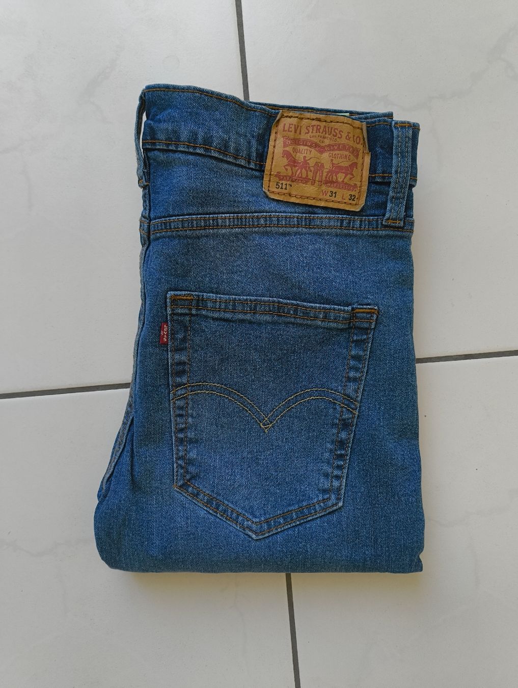 Levi's Jeans: Levi's 511 Slim Fit Jeans, Grösse 31/32 – Neu und originalverpackt aus Uitikon Waldegg von PJLS1