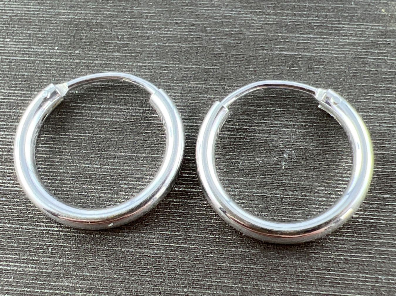 Boucles d'oreille: Creolen 925 Silber – D'occasion à Niederuzwil par leo_8857