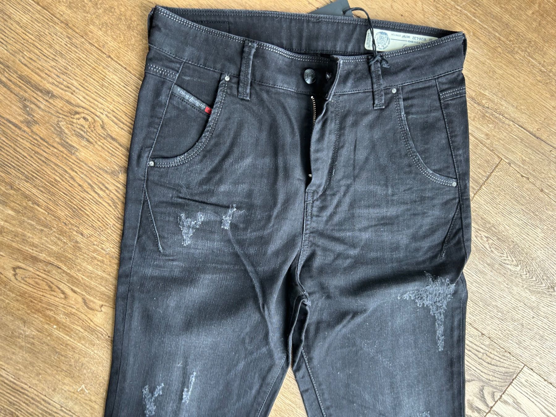 Diesel Jeans: Jeans, Diesel, //NEU// 24/32 – Nuovo (secondo la descrizione) da Stettfurt venduto da outlet72 2