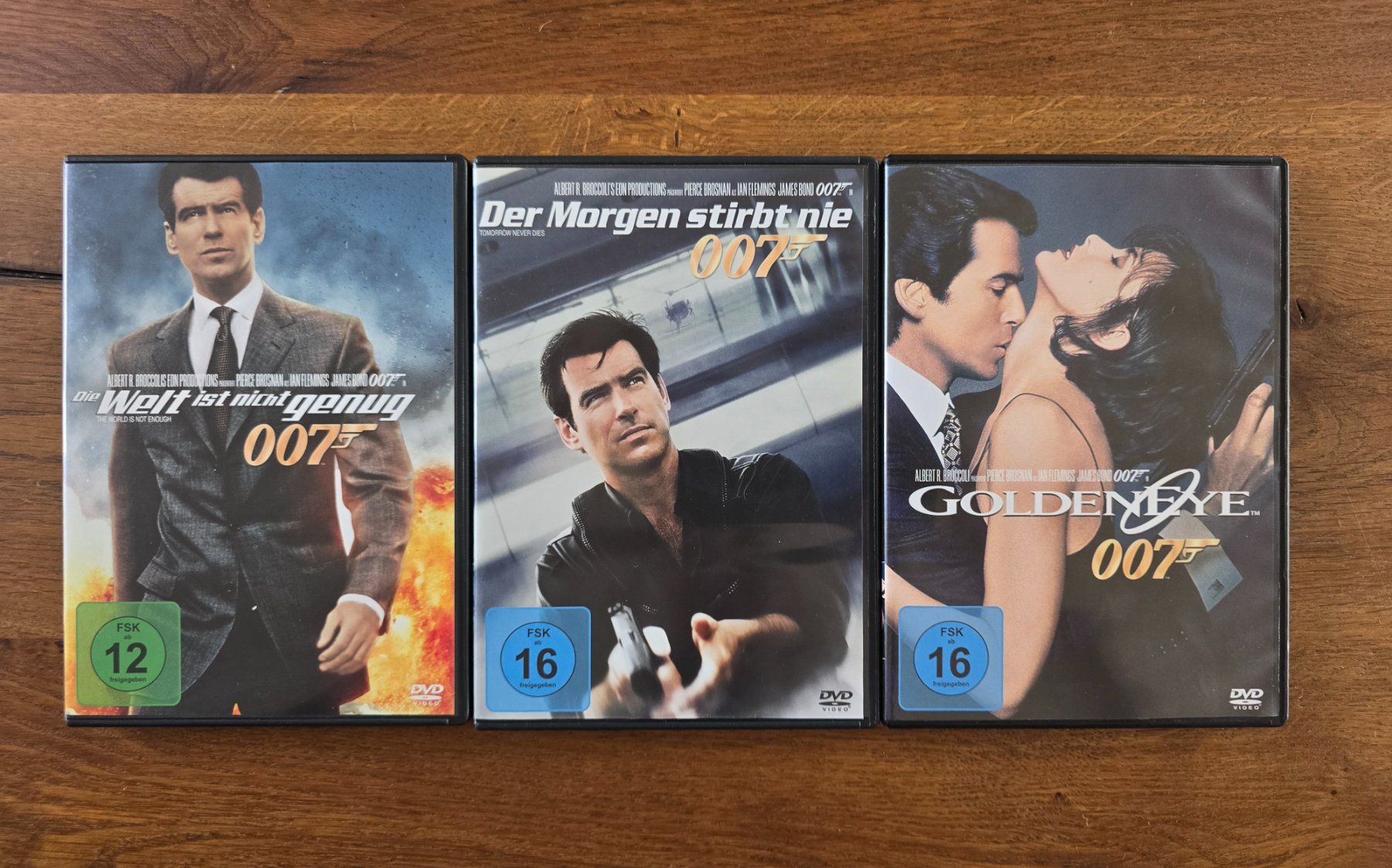 Tutti i DVDs: 3x DVD James Bond – Usato da Alpnach Dorf venduto da ben_zb29