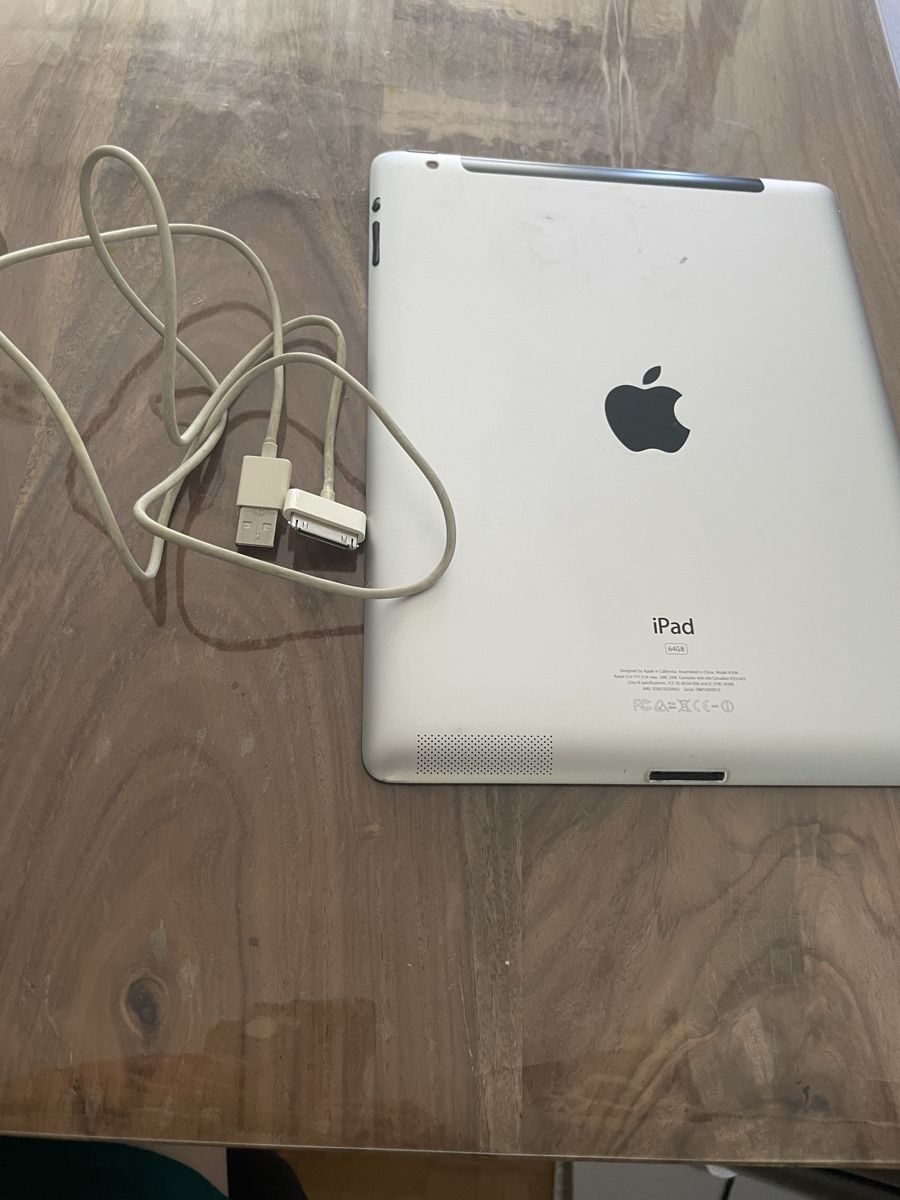 Apple Tablet PC: Apple iPad  Icloud gesperrt – Defekt aus Luzern von M.Ai 2