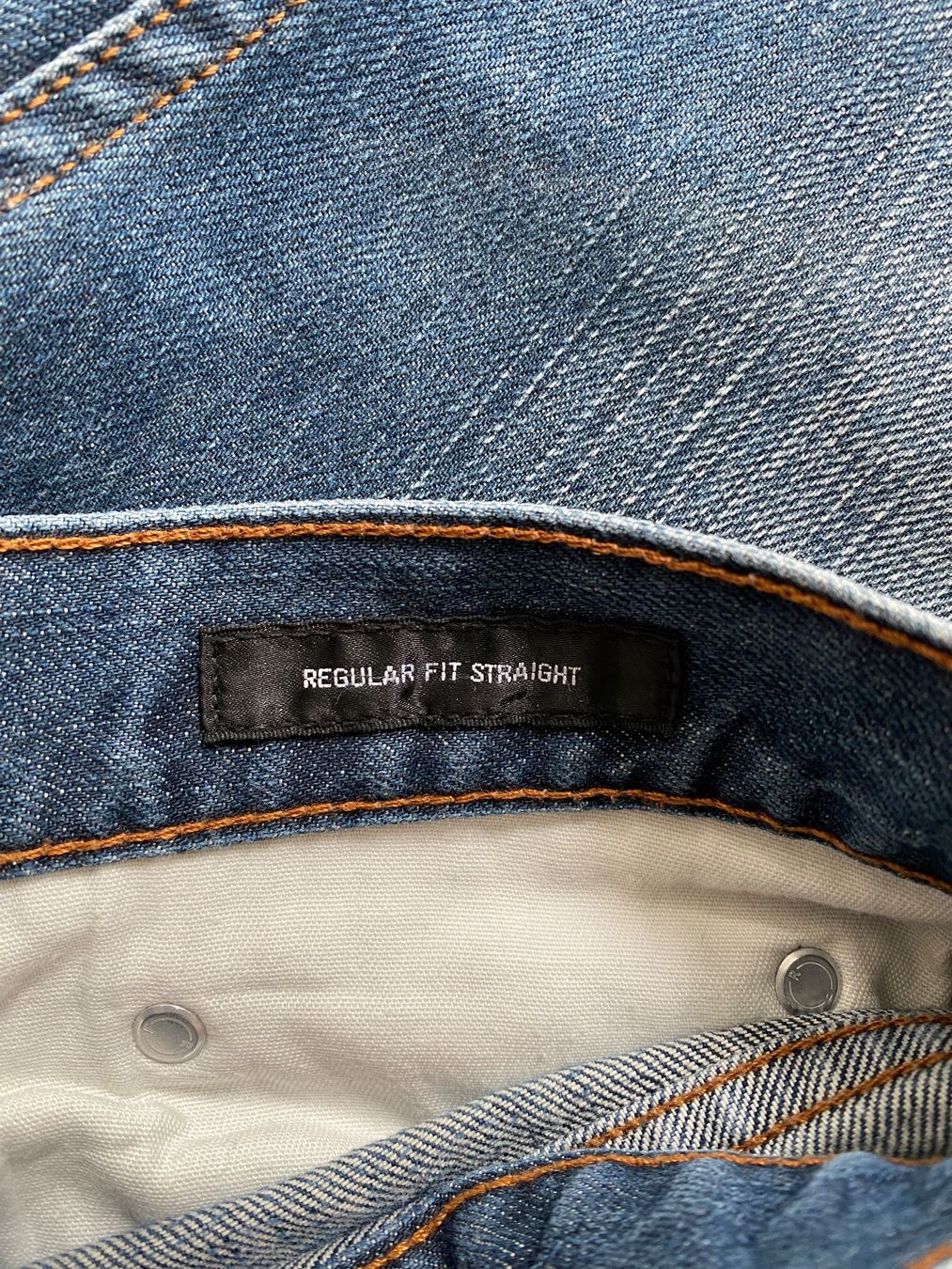 Uniqlo Jeans: Uniqlo Jeans – Usato da Lützelflüh-Goldb venduto da flu_q9tg 3