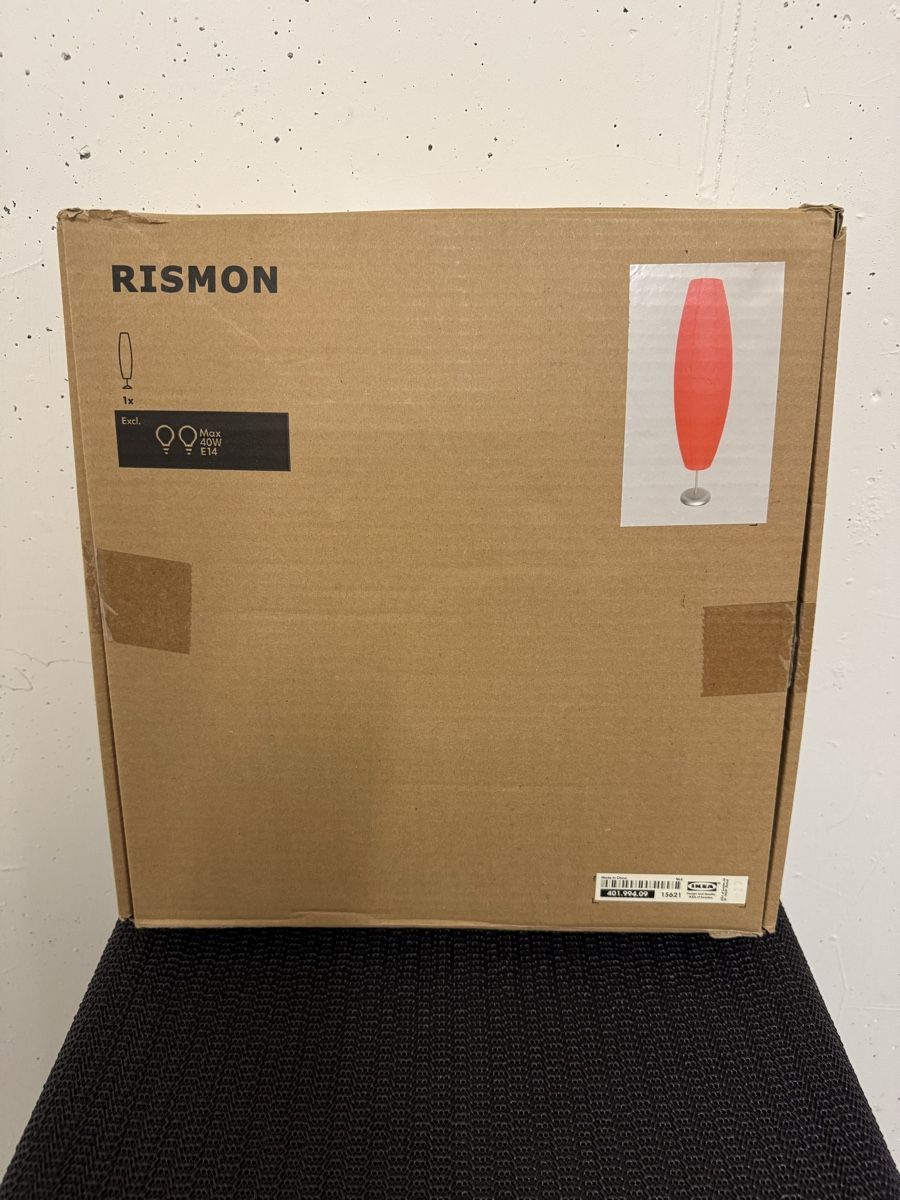 Ikea Lampade: Ikea Rismon Stehlampe – Usato da Mettmenstetten venduto da Trinity113 1