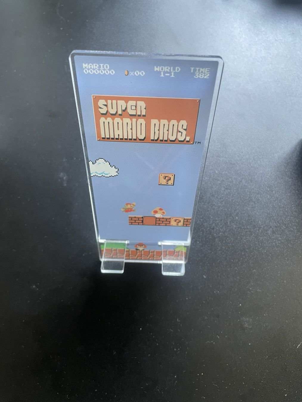 Nintendo Console: SUPER MARIO BROS. 35th Anniversary  Displayhalterung – Usato da Basel venduto da yag2ru