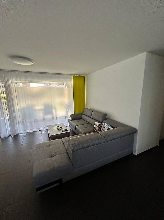 Divani: Ecksofa Couch ausziehbar – Usato da Buochs venduto da jbh_s6fp