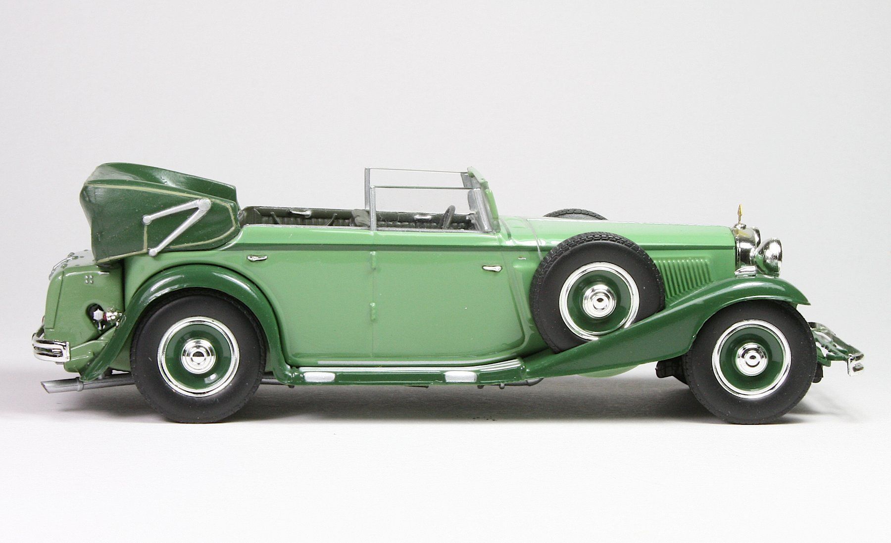 Minichamps Modellini d'auto: Minichamps Maybach Zeppelin – Nuovo (secondo la descrizione) da Elsau venduto da Peekay8 8