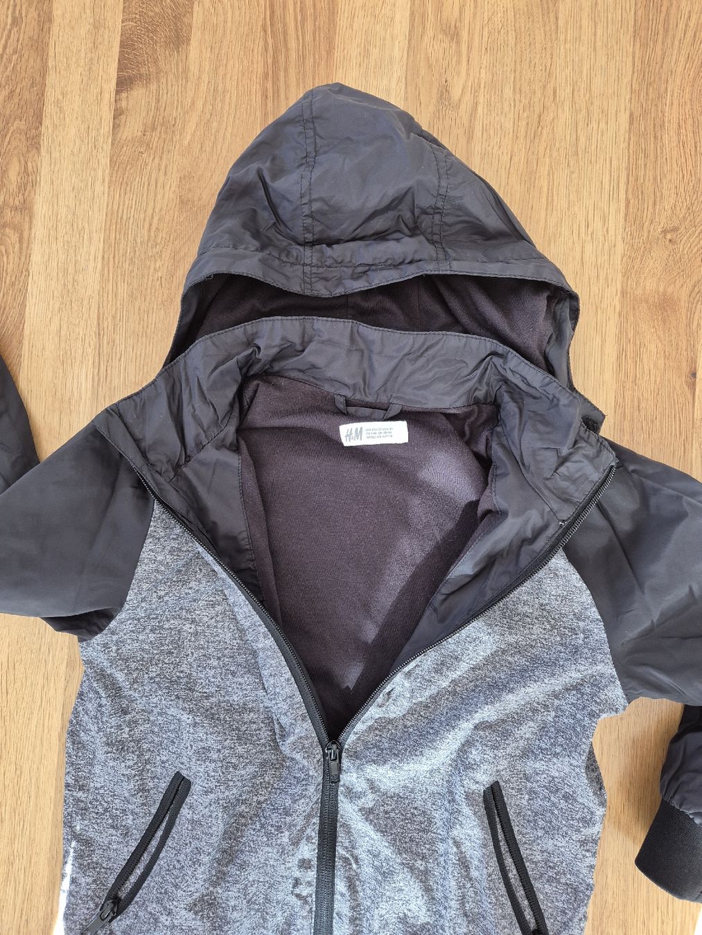 H&M Giacche & Cappotti: veste t.122-128 – Usato da Arzier-Le Muids venduto da JF22 1