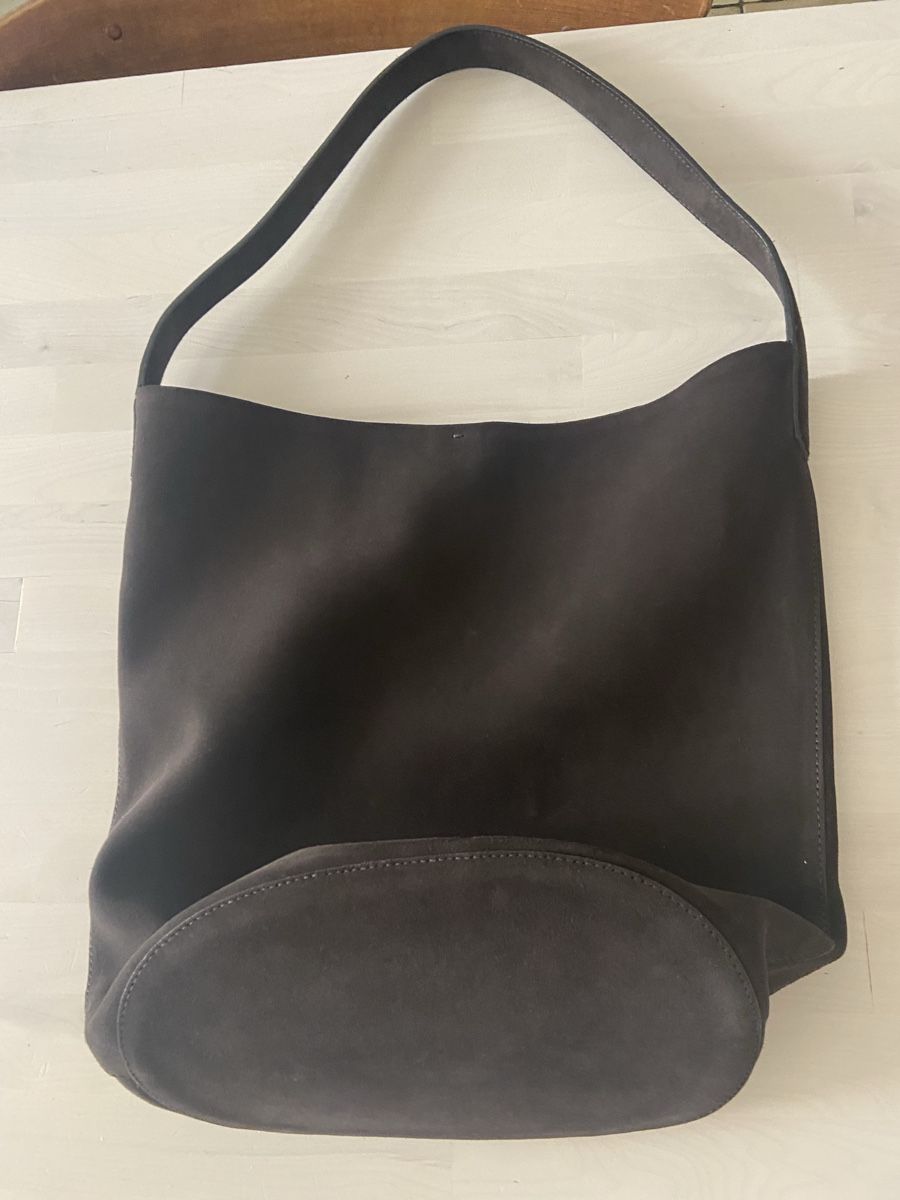 Cos Borse: COS bag – Nuovo (secondo la descrizione) da Lausanne venduto da lau_8vk7