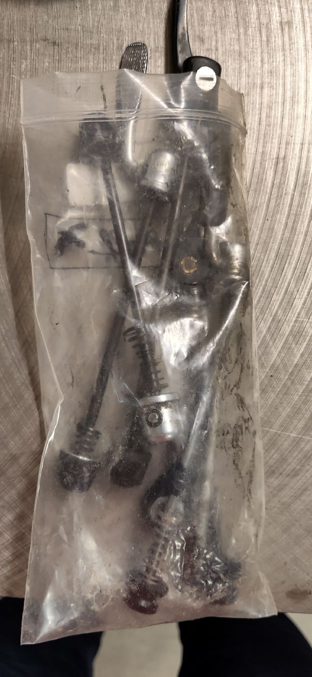 Shimano Pezzi di ricambio: Schnellspanner Velonabe Shimano – Usato da Liebefeld venduto da robi15blue 1
