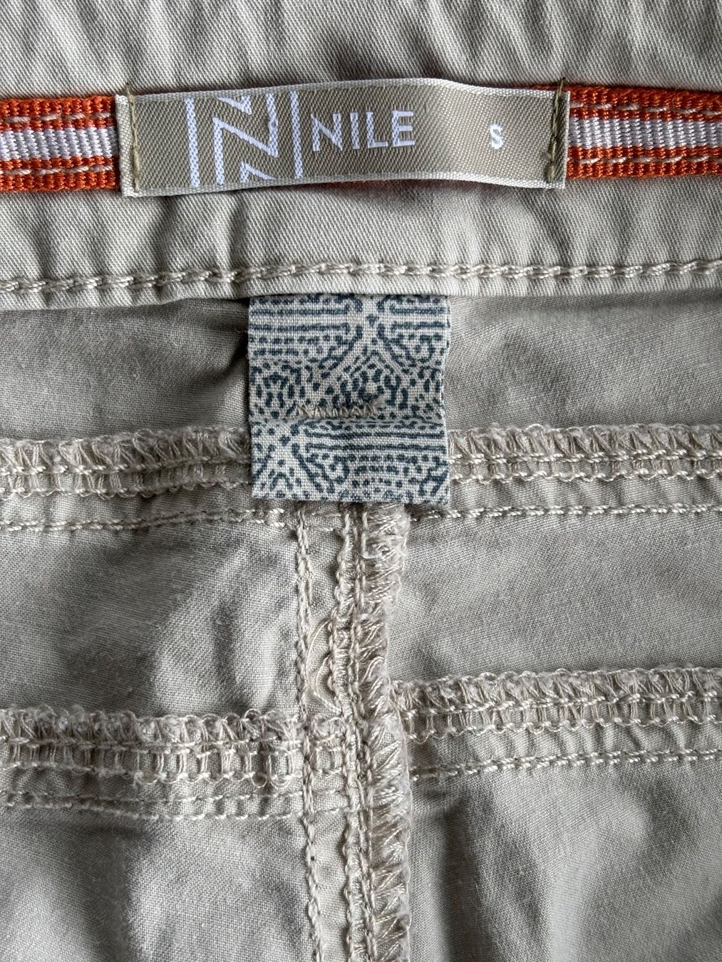 Nile Pantaloni: Nile leichte Freizeithose, Gr. S, beige – Usato da Ebnat-Kappel venduto da Molton 6