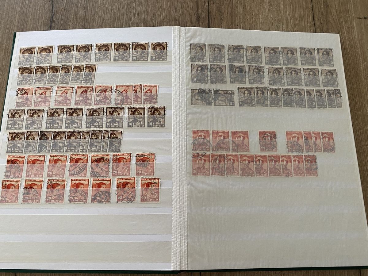 Alben: Briefmarkenalbum teilweise mit Briefmarken – Gebraucht aus Olten von ale_nb2x 5