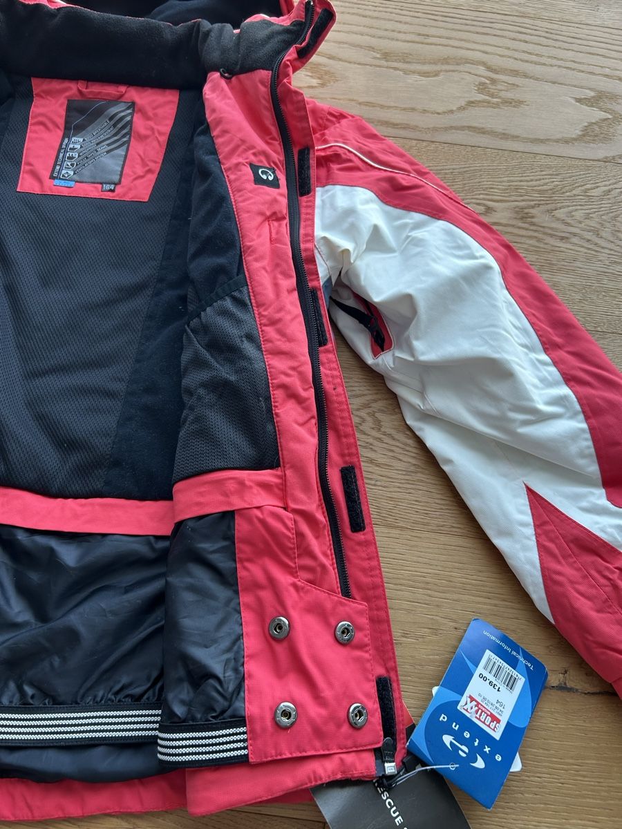 Giacche: Neu Skijacke existent gr.164 – Nuovo e nell'imballaggio originale da Kirchberg SG venduto da irirob 3