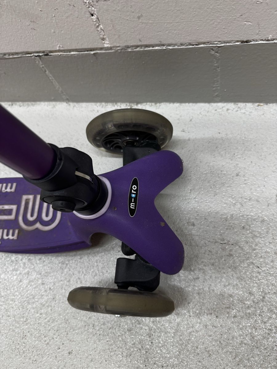 Micro Kickboard: Micro Kickboard Mini (LED) – D'occasion à Wiesendangen par nahema01 1