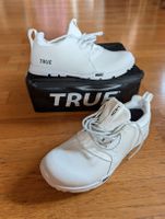 TRUE Golfschuhe OG 1.2 Grösse 9.5 (EU 43) neu mit Tasche